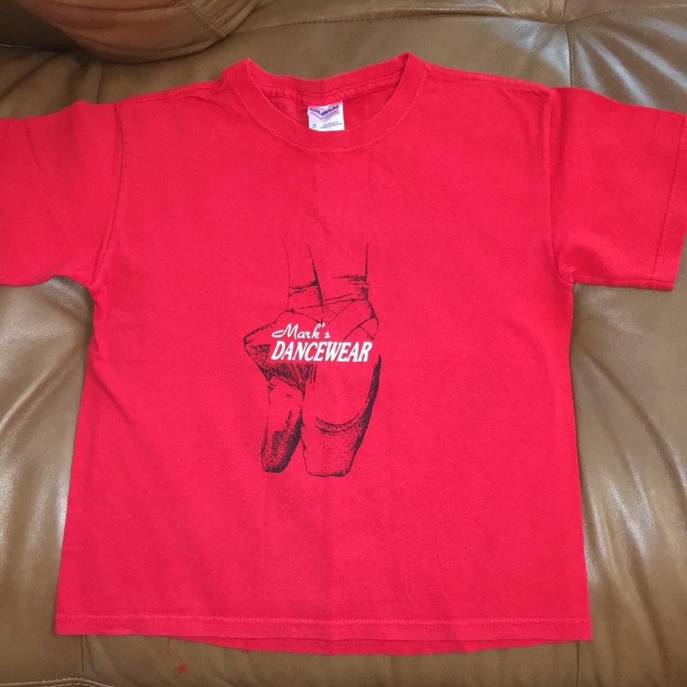 Mark’s Dancewear t-shirt size M girl’s 100% cotton